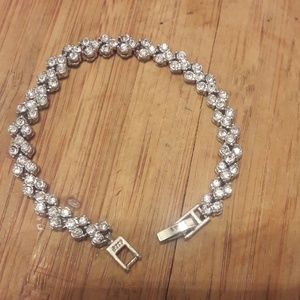 👋925 silver and Crystals